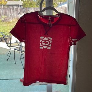 exko red roller painted t-shirt